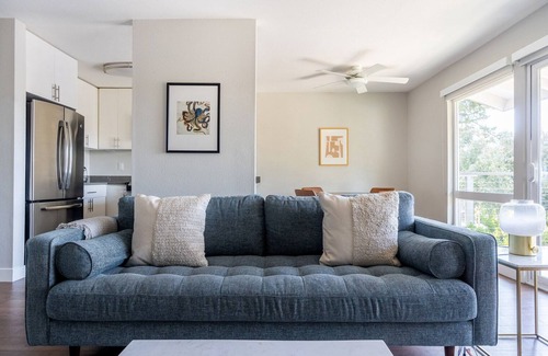 Foster City Apartamento | Amazing Foster City 1BR w/ Pool, W/D, Gym, near highways, by Blueground