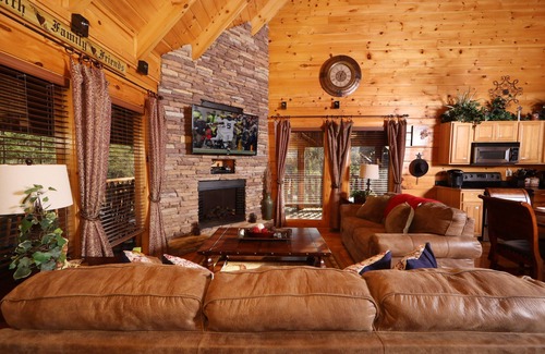 Sevierville Cabina | Amazing Grace - Two Bedroom Cabin