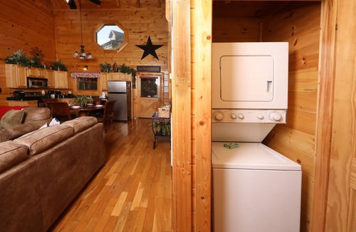 Sevierville Cabina | Amazing Grace - Two Bedroom Cabin