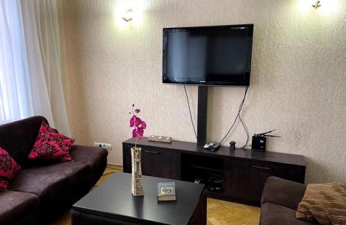 Verkhnie Misto Apartamento | Amazing Heart of Kiev