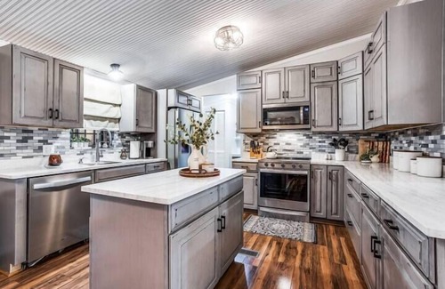 Leander Cabina | Amazing Hill Country Experience, Cabin on 14 Acres