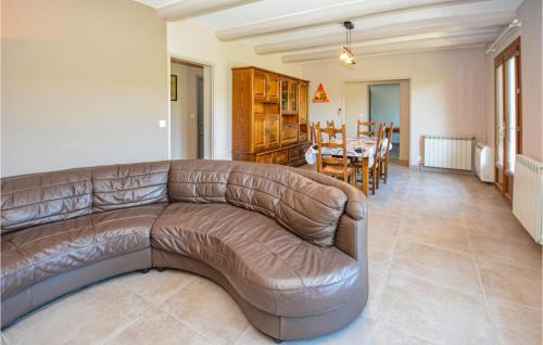 Les Salles-du-Gardon Casa | Amazing Home In Les-Salles-Du-Gardon