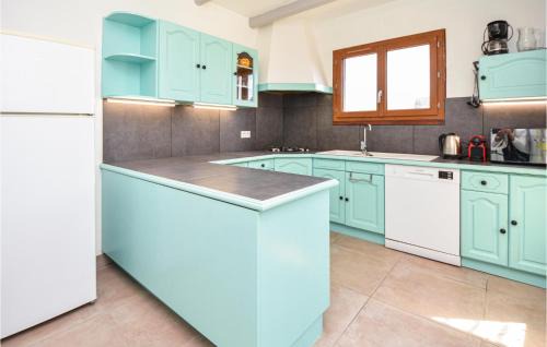 Les Salles-du-Gardon Casa | Amazing Home In Les-Salles-Du-Gardon