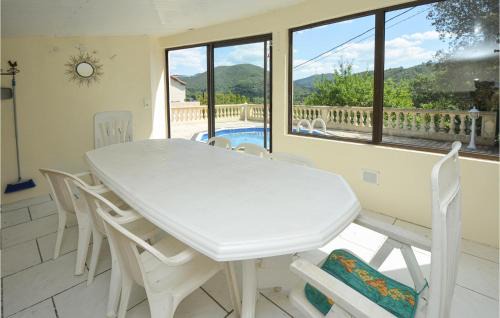 Les Salles-du-Gardon Casa | Amazing Home In Les-Salles-Du-Gardon