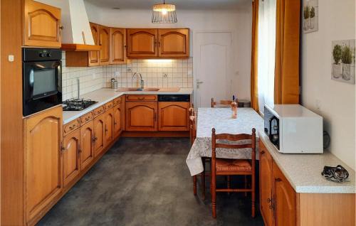 Allaire Casa | Amazing Home In Allaire With Wifi