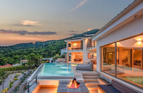 Bregi Casa | Impresionante casa en Bregi con sauna