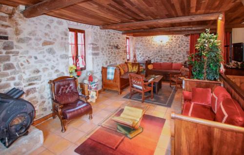 Chassiers Casa | Amazing Home In Chassiers With Wifi