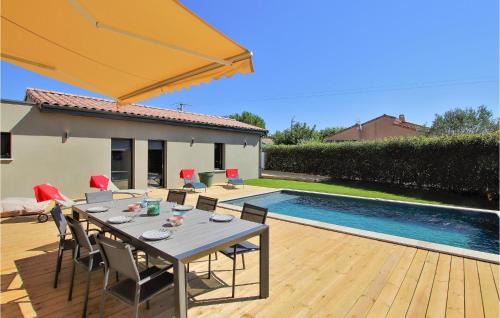 Cleon-d'Andran Casa | Amazing Home In Cléon D' Andran
