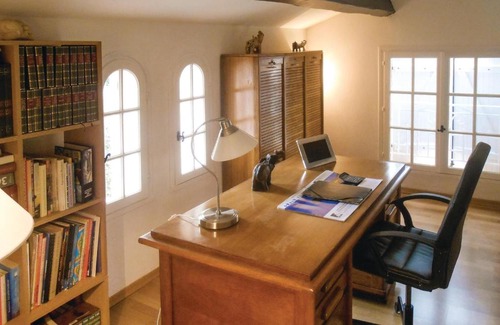 Creissan Casa | Amazing home in Creissan with 3 Bedrooms, WiFi and Outdoor swimming pool
