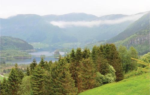Fjaler Casa | Amazing Home In Dale I Sunnfjord