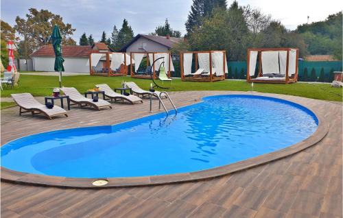 Fericanci Casa | Amazing Home In Fericanci With Sauna