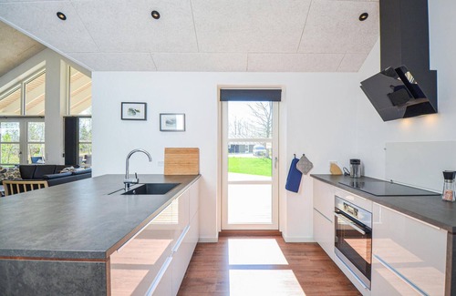 Grena Strand Casa | Impresionante casa en Grenaa con cocina