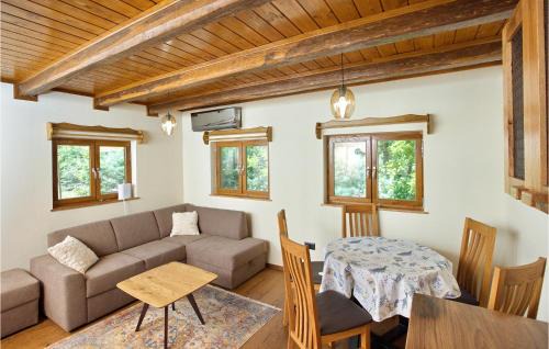 Kraljevec Sesvetski Casa | Amazing Home In Gustelnica With Sauna