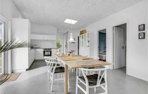 Arø Casa | Amazing Home In Haderslev With Kitchen