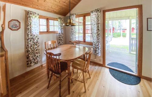 Unnaryd Casa | Amazing Home In Jälluntofta With Wifi