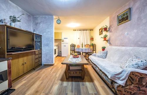 Kruncici Casa | Alojamiento de 2 habitaciones en Kruncici