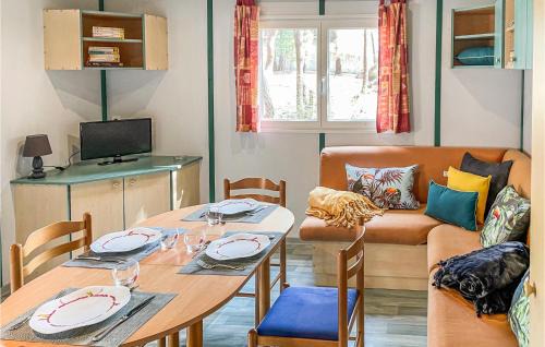 La Faute-sur-Mer Casa | Amazing Home In La Faute-Sur-Mer