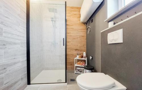 Salakovci Casa | Amazing Home In Labin With Kitchen