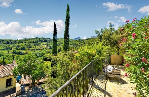 Lafare Casa | Amazing Home In Lafare With Kitchen