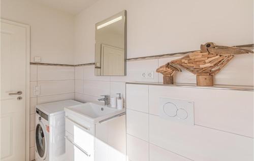 Langenhorn Casa | Amazing Home In Langenhorn With Wifi