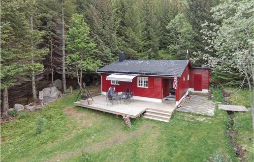 Valberg Casa | Amazing Home In Leknes With Kitchen