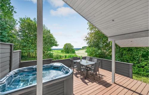 Tranbjerg J Casa | Amazing Home In Mårslet With Wifi
