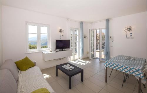 Magliolo Casa | Amazing Home In Magliolo With Sauna
