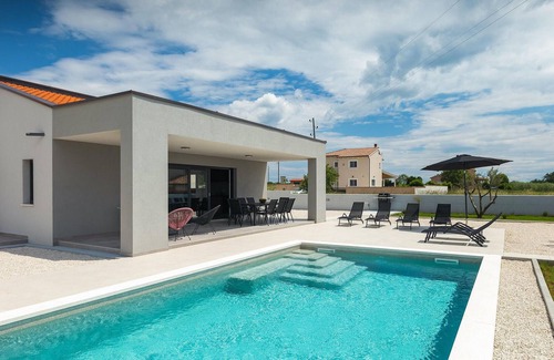 Loborika Casa | Increíble casa en Marcana