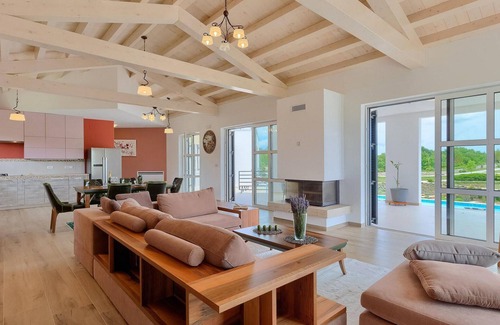 Divsici Casa | Increíble casa en Marcana