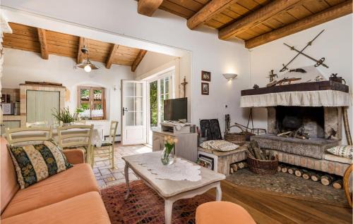 Sucici Casa | Amazing Home In Moscenice With Wifi