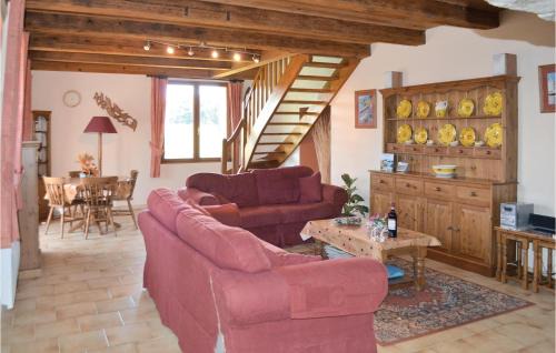 Le Ru Casa | Amazing Home In Pleudaniel