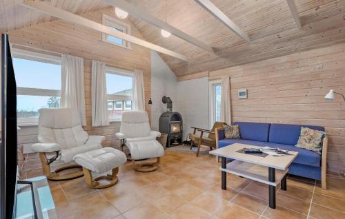 Skjern Casa | Amazing Home In Skjern With Kitchen