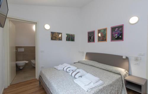 Riva di Solto Casa | Amazing Home In Solto Collina Bg