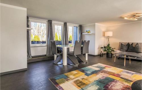 Devin Casa | Amazing Home In Stralsund With Wifi