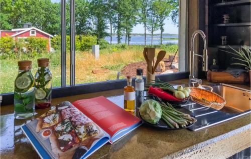 Sturko Casa | Amazing Home In Sturkö With Wi-Fi