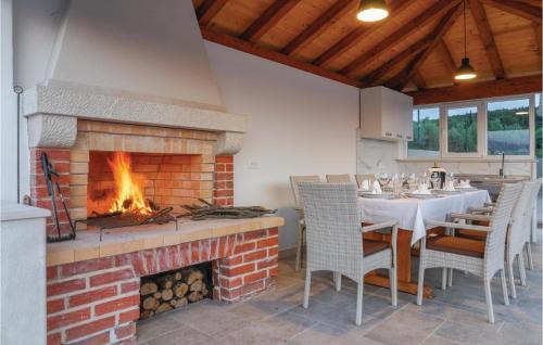 Supetar Casa | Amazing Home In Supetar