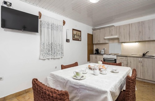 Susak Casa | Increíble casa en Susak con cocina.