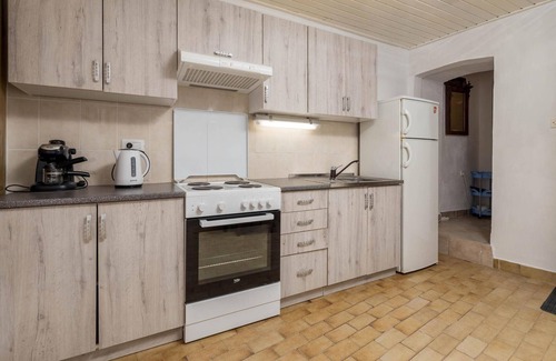 Susak Casa | Increíble casa en Susak con cocina.