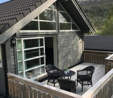 Eid Casa | Amazing home in the heart of Nordfjordeid