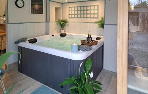Thierville Casa | Amazing Home In Thierville