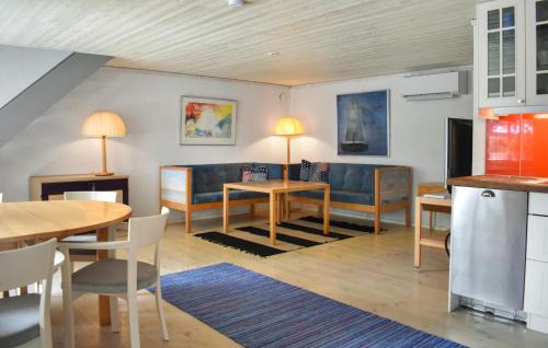 Tomelilla Casa | Amazing Home In Tomelilla With Wifi