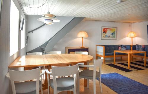 Tomelilla Casa | Amazing Home In Tomelilla With Wifi