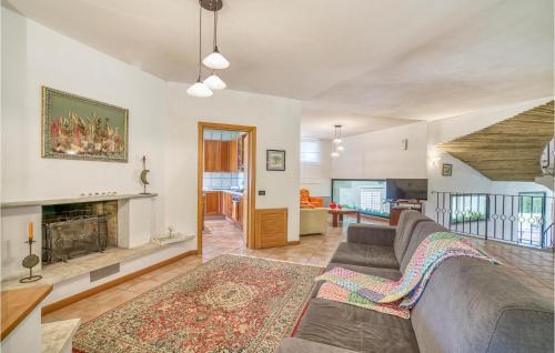 Umbertide Casa | Amazing Home In Umbertide With Kitchen