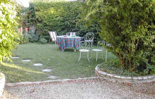 Vedene Casa | Amazing Home In Vedène