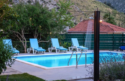 Podstrana Villa | Amazing Home in Zrnovnica With Outdoor Swimming Pool, Wifi and 3 Bedrooms