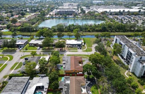 Plantation Casa | Amazing Home Just Mins To Hospitals Golf & Parks