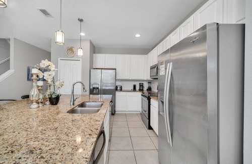 Sunridge Woods Casa | Amazing HOME W/POOL, GAME ROOM NEAR DISNEY, 8 BEDS