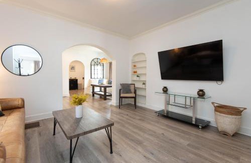 Montecito Heights Casa | Amazing House Near DTLA