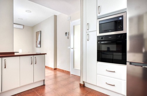 Jeronimos Apartamento | Amazing Jerónimos 3BR, in the best area of Madrid, by Blueground
