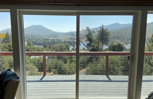 Julian Casa | Amazing lake and sky views from this private 3 bed, 2 bathroom, fireplace home.